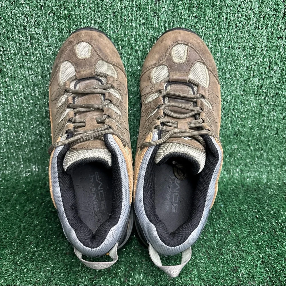 VASQUE Mantra 7317 Vibram Hiking Trail Shoes Womens Size 9 Leather Brown Outdoor